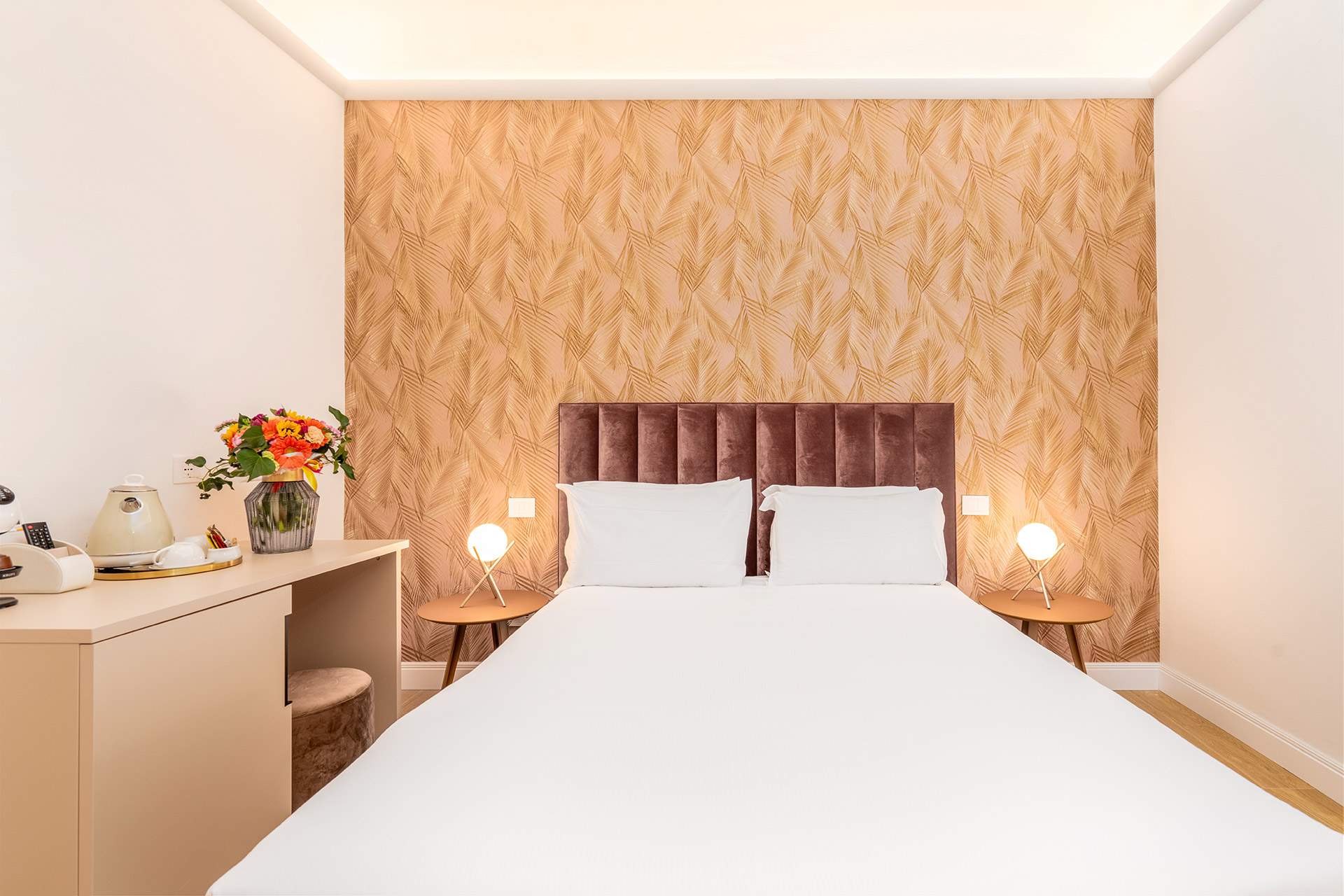 dbe-hotels-florence-slide_hotel